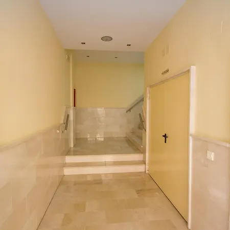 Neptuno Playa Apartment Nerja